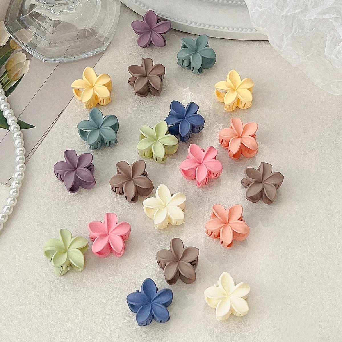 Mini Flower Hair Clips Pack for Women - Creaseless Styling Claw Clips for Bangs and Tiny Hair Styling - Checkouts UK