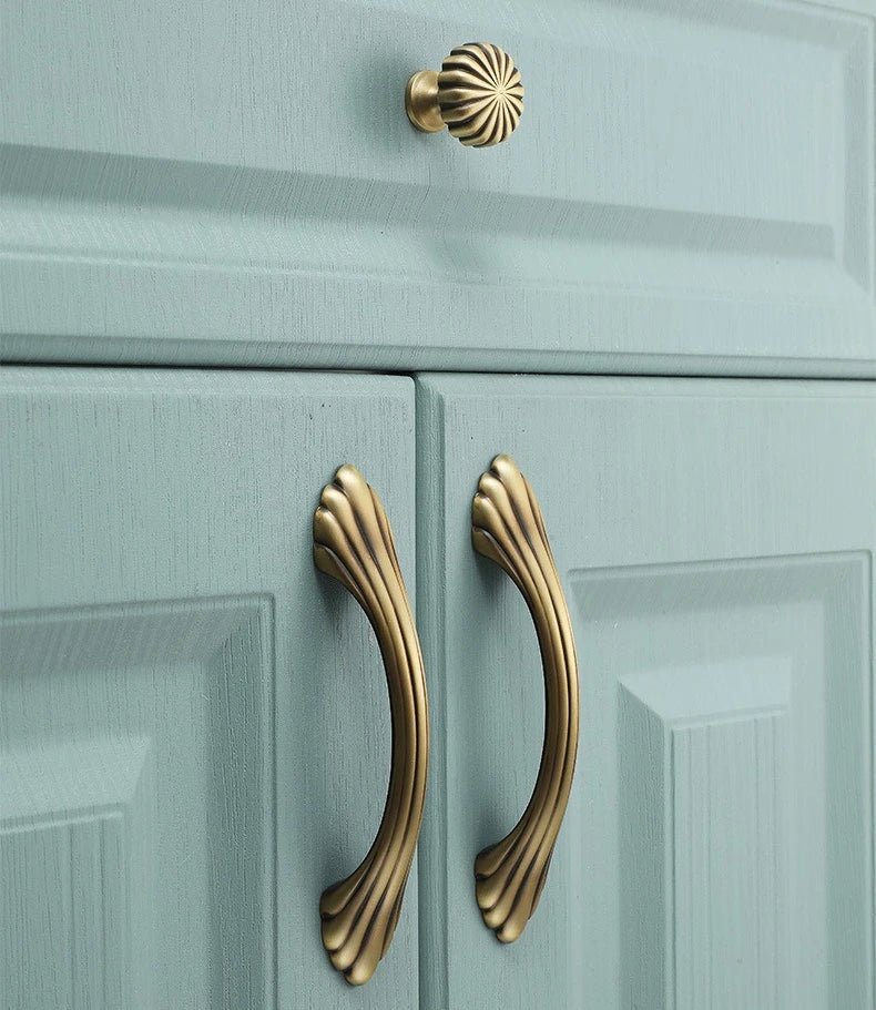 Vintage Brass Furniture Handles Bronze Handles for Cabinets and Drawers Hardware Fitting Kitchen Cabinet Drawer Handles - Checkouts USA