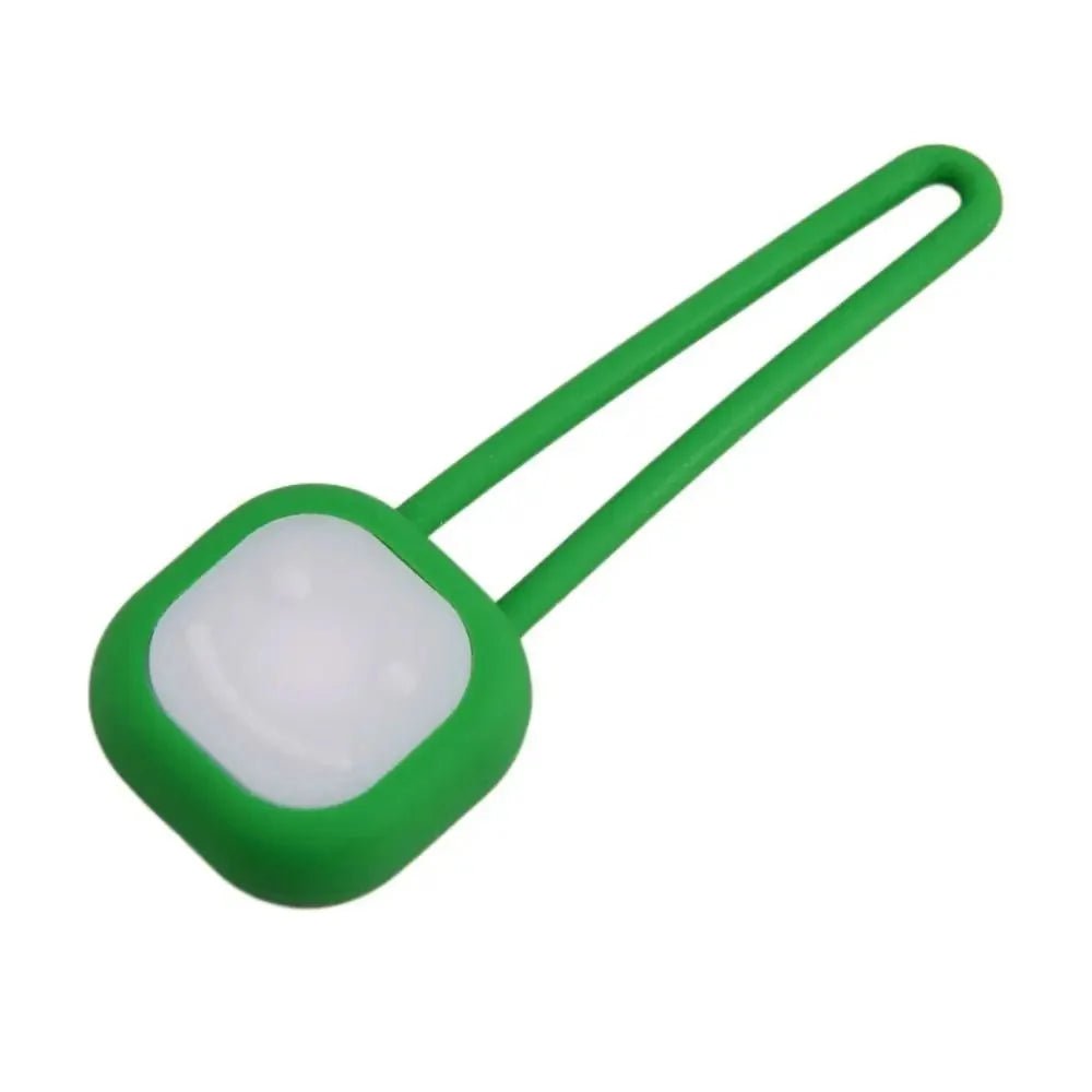 💡 Keep Your Pet Safe and Stylish with the Waterproof LED Walking Night Pendant - Checkouts USA