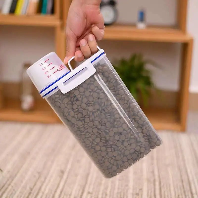 1.5kg/2kg Dog Cat Food Pail Plastic Storage Tank with Measuring Cup Container Moisture - proof Sealed Jar Pet Supplies Accessories - Furbury