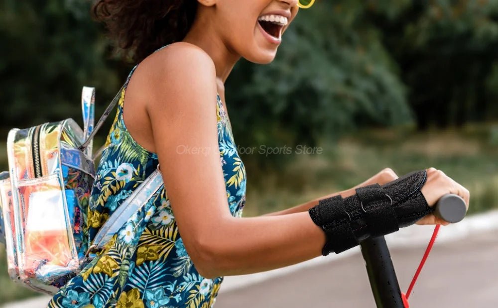 1pc Compression Wrist Brace Protector Carpal Tunnel Sports Wrist Guard Orthopedic Hand Brace Splint Wristband Syndrome Arthritis - Checkouts USA