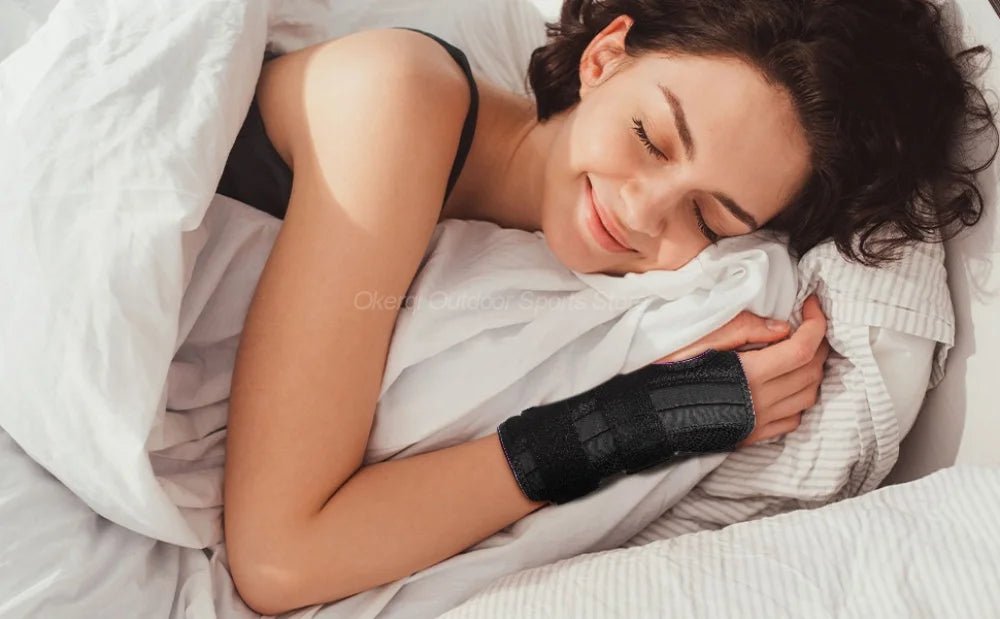 1pc Compression Wrist Brace Protector Carpal Tunnel Sports Wrist Guard Orthopedic Hand Brace Splint Wristband Syndrome Arthritis - Checkouts USA