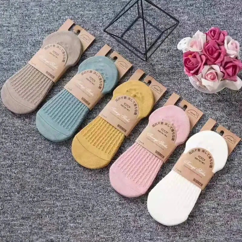 5 Pairs Women's silicone invisible Boat Socks Summer Solid Color Ankle Boat Socks Female Soft Cotton Slipper Socks 35 - 40 EUR - Checkouts UK