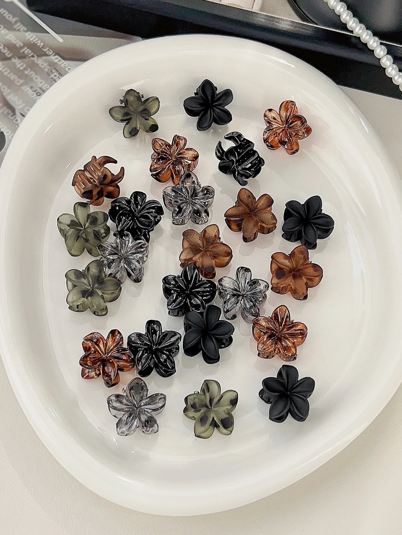 Mini Flower Hair Clips Pack for Women - Creaseless Styling Claw Clips for Bangs and Tiny Hair Styling - Checkouts UK
