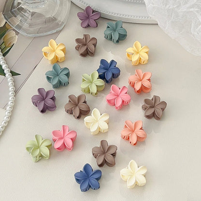 Mini Flower Hair Clips Pack for Women - Creaseless Styling Claw Clips for Bangs and Tiny Hair Styling - Checkouts UK